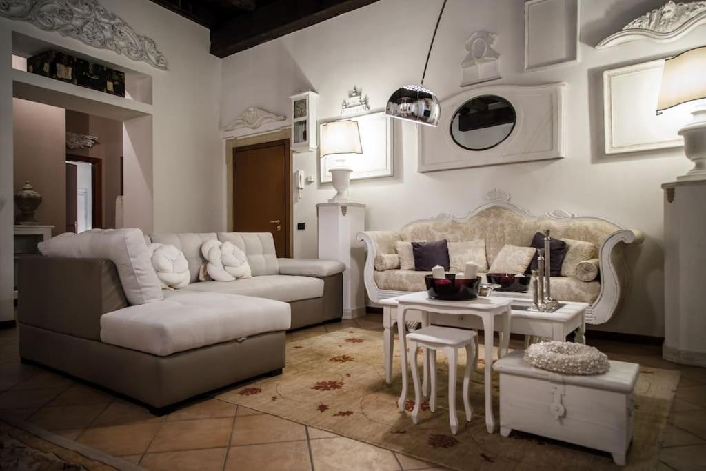 Piazza Erbe Luxury Apartment Verona Dış mekan fotoğraf